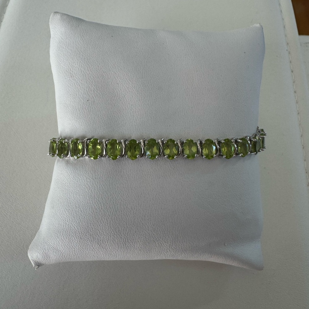 925 Peridot Tennis Bracelet - Picture 3 of 8